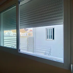 https://apartamentos-yado.adeje-hotels.com
